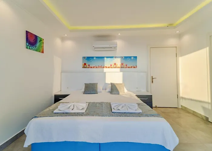 4 Bedroom Sea View In Villa Kalkan
