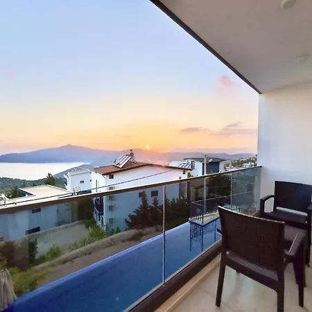 4 Bedroom Sea View In Kalkan *