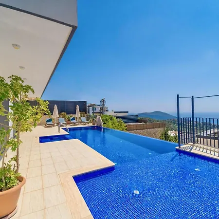4 Bedroom Sea View In Kalkan Kaş