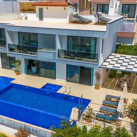 4 Bedroom Sea View In Kalkan