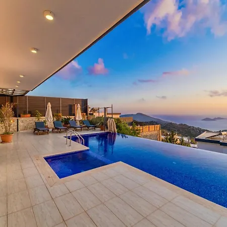 4 Bedroom Sea View In Kalkan
