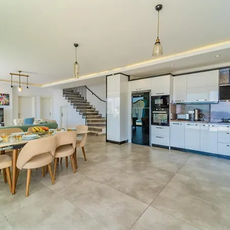 4 Bedroom Sea View In Kalkan Villa *