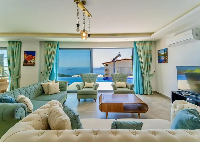 4 Bedroom Sea View In * 칼칸