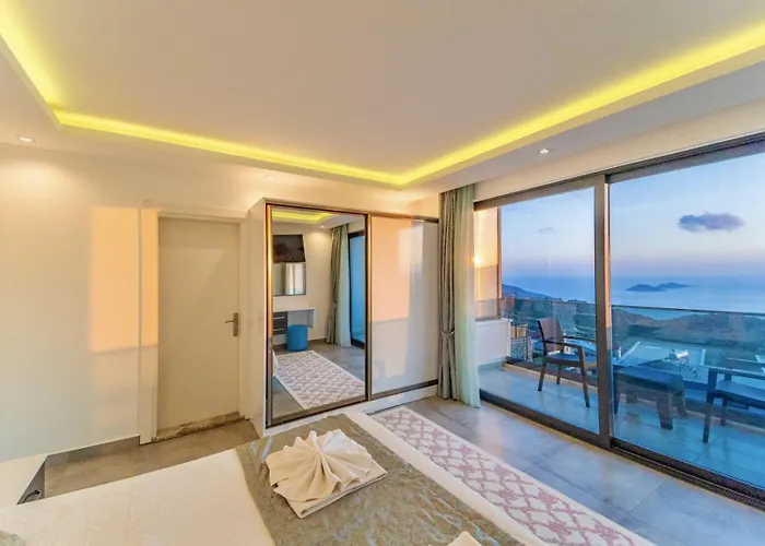 4 Bedroom Sea View In 빌라 칼칸