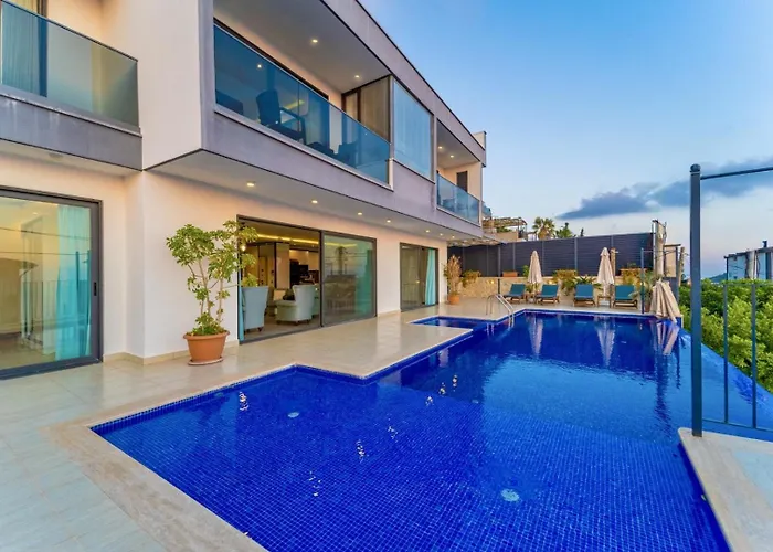 4 Bedroom Sea View In 빌라 *