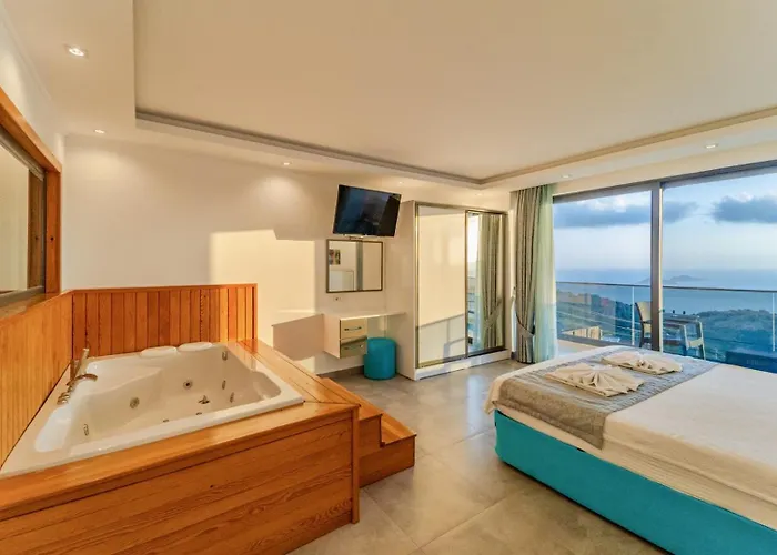 4 Bedroom Sea View In * 칼칸