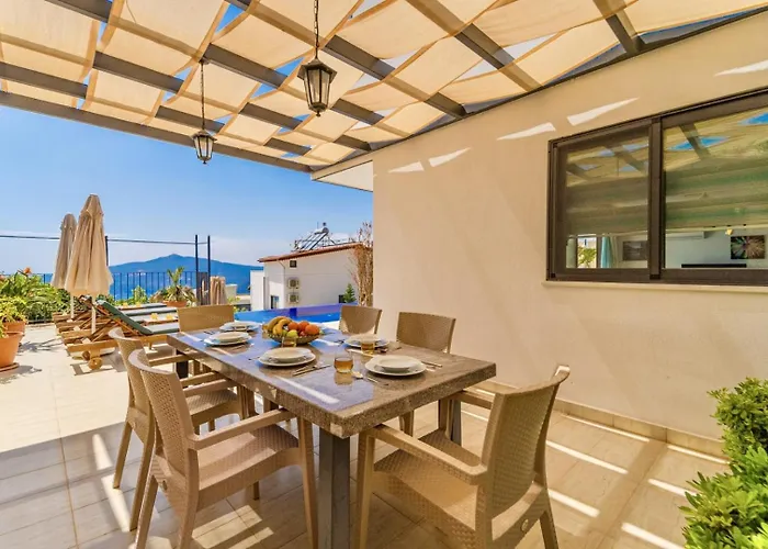 4 Bedroom Sea View In 빌라 칼칸