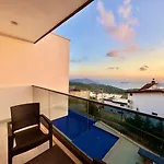 4 Bedroom Sea View In كالكان